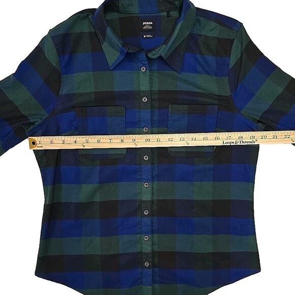 prAna Womens Meadow Run Flannel Shirt Sz M Soft Pine Plaid Sustainable Recycled - Picture 9 of 10